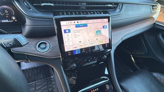 2022 Jeep Grand Cherokee L Summit