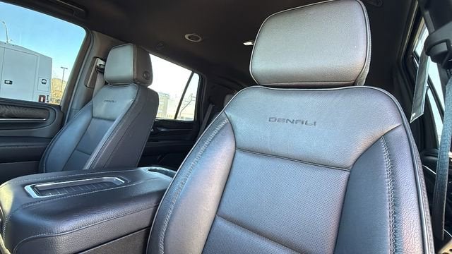 2023 GMC Yukon Denali