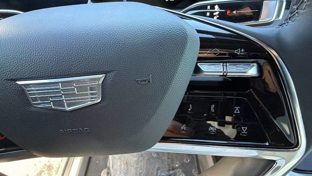 2026 Cadillac VISTIQ Luxury