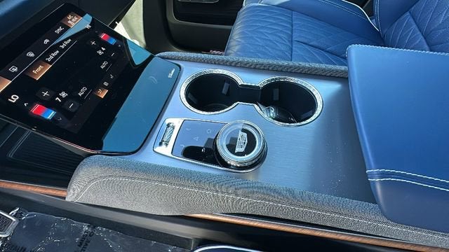 2026 Cadillac VISTIQ Premium Luxury