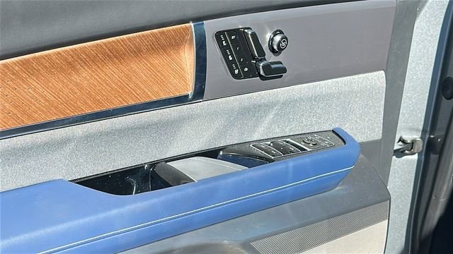 2026 Cadillac VISTIQ Premium Luxury