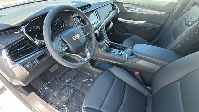 2025 Cadillac XT6 Luxury