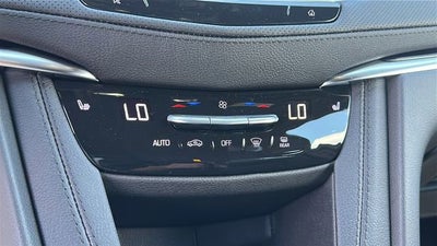 2025 Cadillac XT6 Luxury