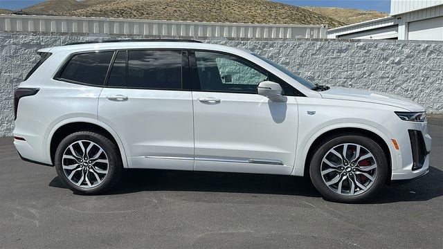 2025 Cadillac XT6 Sport