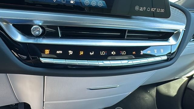 2025 Cadillac LYRIQ Sport 2