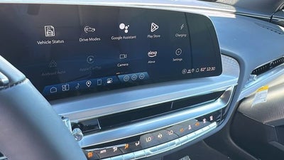 2025 Cadillac LYRIQ Sport 2