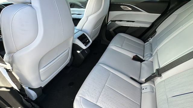 2025 Cadillac LYRIQ Sport 2