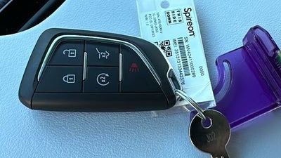 2025 Cadillac LYRIQ Sport 2