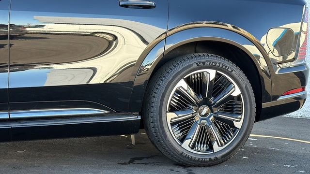 2025 Cadillac ESCALADE IQ Sport 2