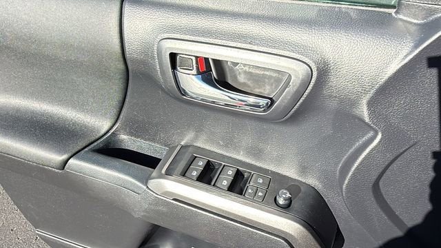 2021 Toyota Tacoma 4WD SR5