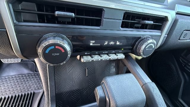 2024 Toyota Tacoma 4WD SR5